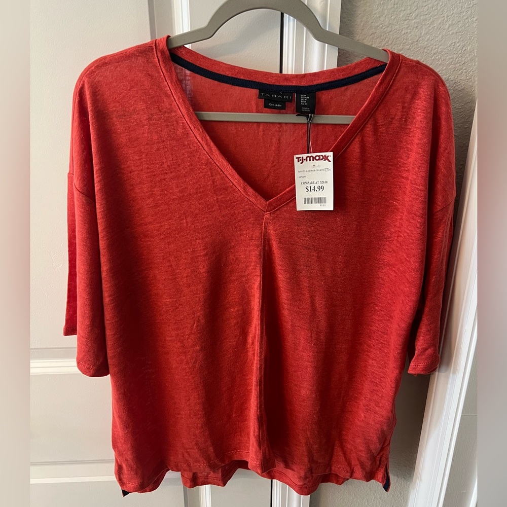 NWT - Red Linen Tahiti Tunic. Size M